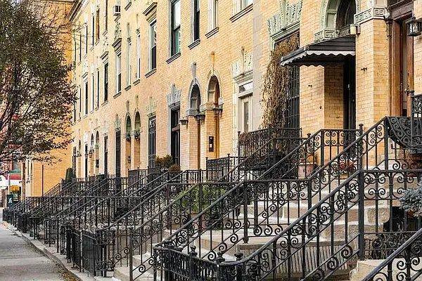 Townhouse for rent at 269 W 138th St #1, New York, NY 10030