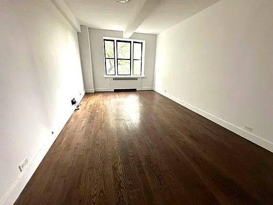 Apartment for rent at 3660 Waldo Ave #1K, Bronx, NY 10463