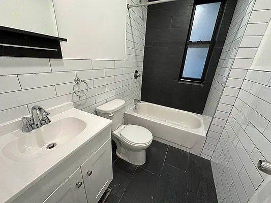 Apartment for rent at 3660 Waldo Ave #1K, Bronx, NY 10463