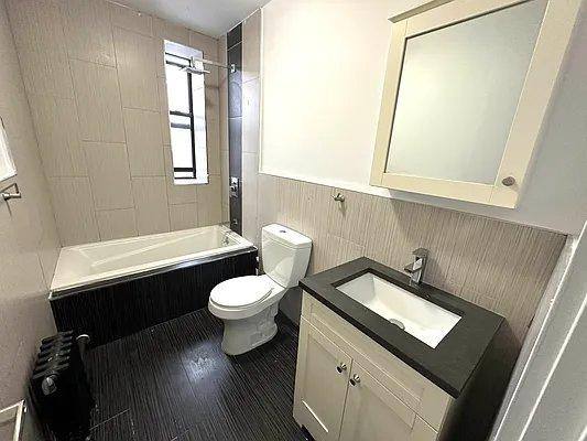 Apartment for rent at 3660 Waldo Ave #1K, Bronx, NY 10463