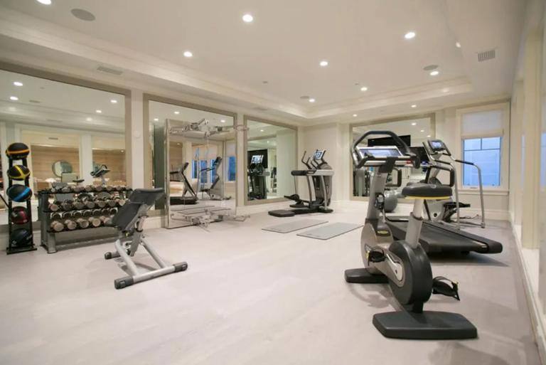 Apartment for rent at 57 Wall St #1915, New York, NY 10005