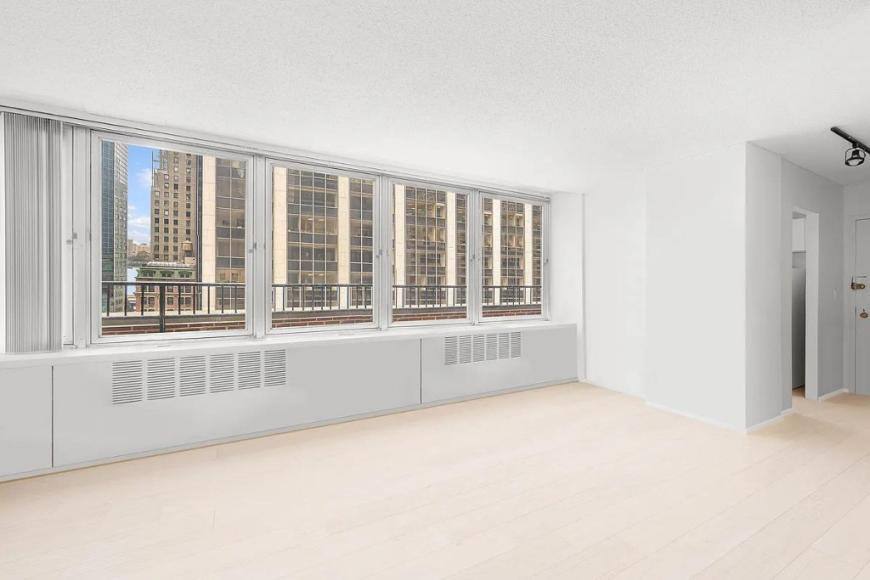 Condo for rent at 130 Water St #10H, New York, NY 10005