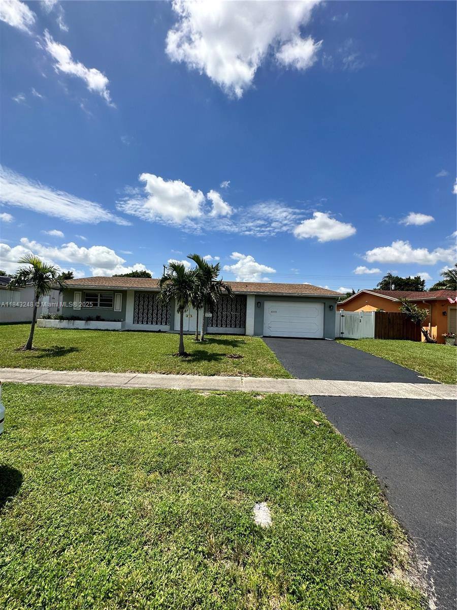 House for rent at 5300 Madison St, Hollywood, FL 33021
