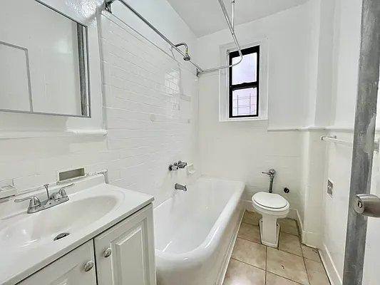 Apartment for rent at 367 E 201st St #D2, Bronx, NY 10458