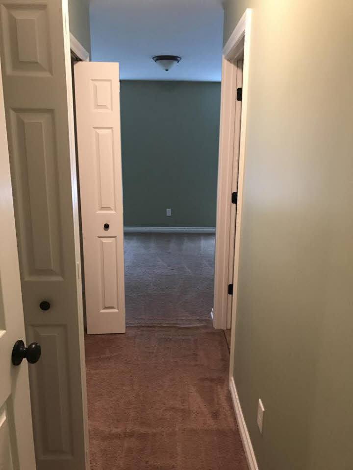 Townhouse for rent at 1504 Illinois Dr, Midland, MI 48642