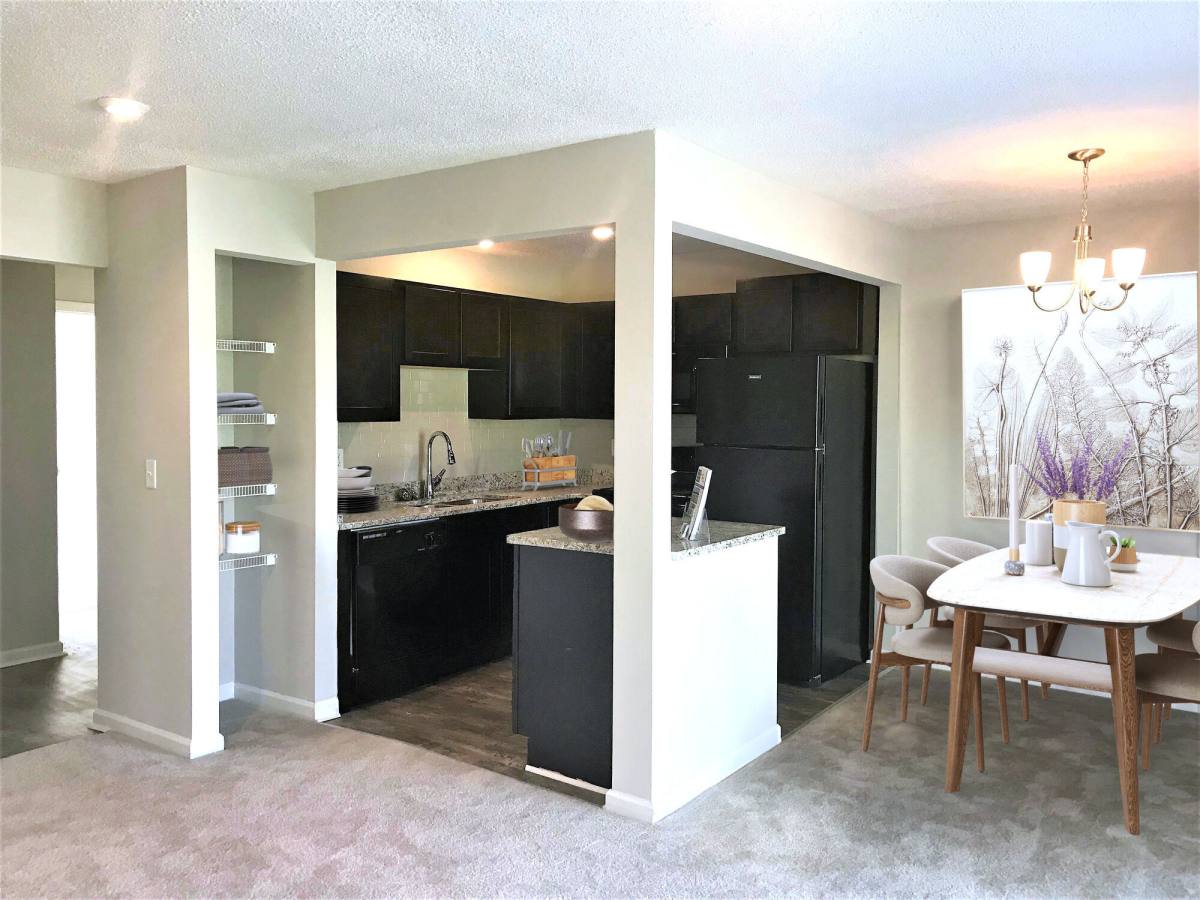 Apartment for rent at Midtown Square, 2917 Williamsburg Lane, Chattanooga, TN 37415