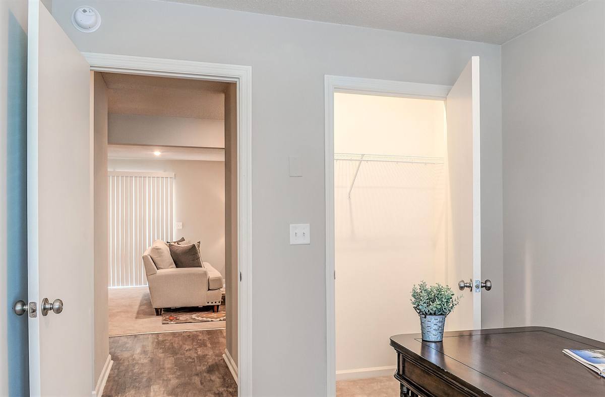 Apartment for rent at Midtown Square, 2917 Williamsburg Lane, Chattanooga, TN 37415