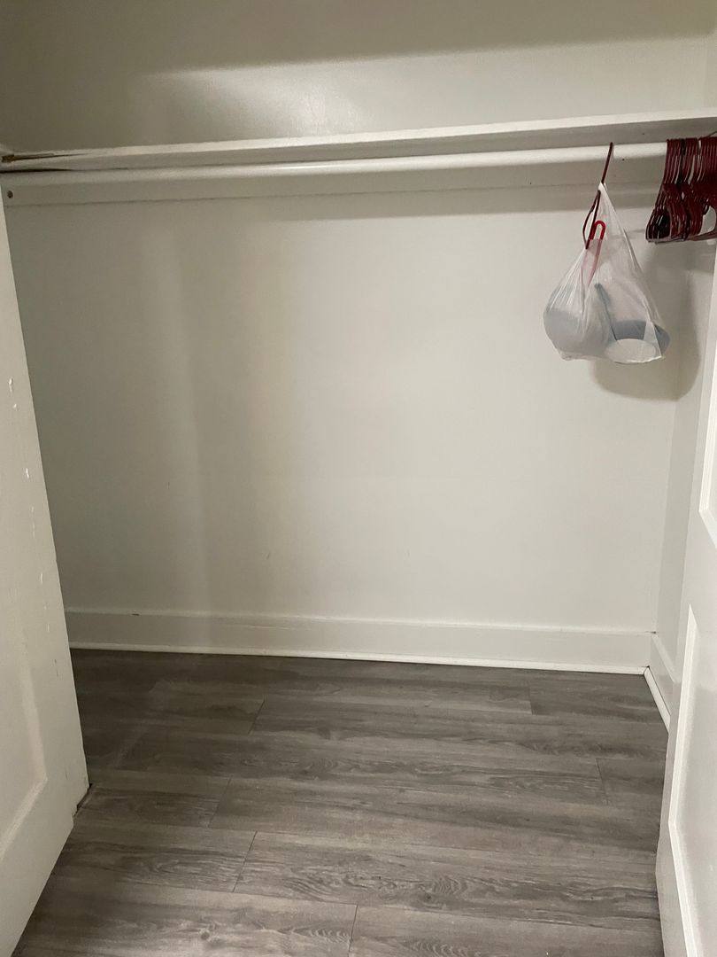 Apartment for rent at 133 S 4th St, Quincy, IL 62301