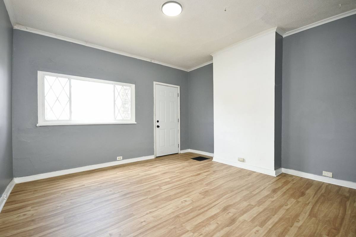 Apartment for rent at 1912 Pallas St, Braddock, PA 15104