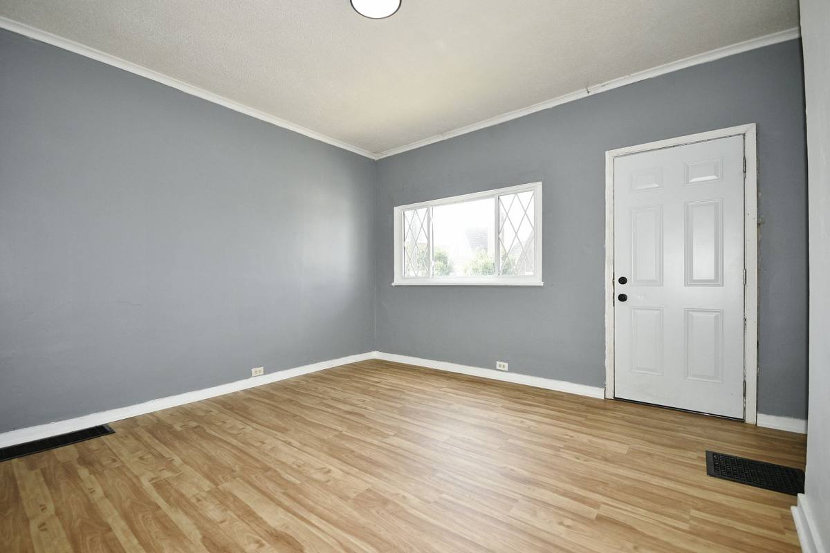 Apartment for rent at 1912 Pallas St, Braddock, PA 15104