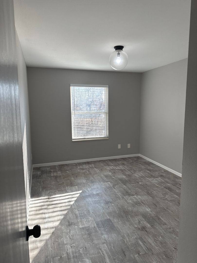 Apartment for rent at 1051 Minns Dr, Machesney Park, IL 61115