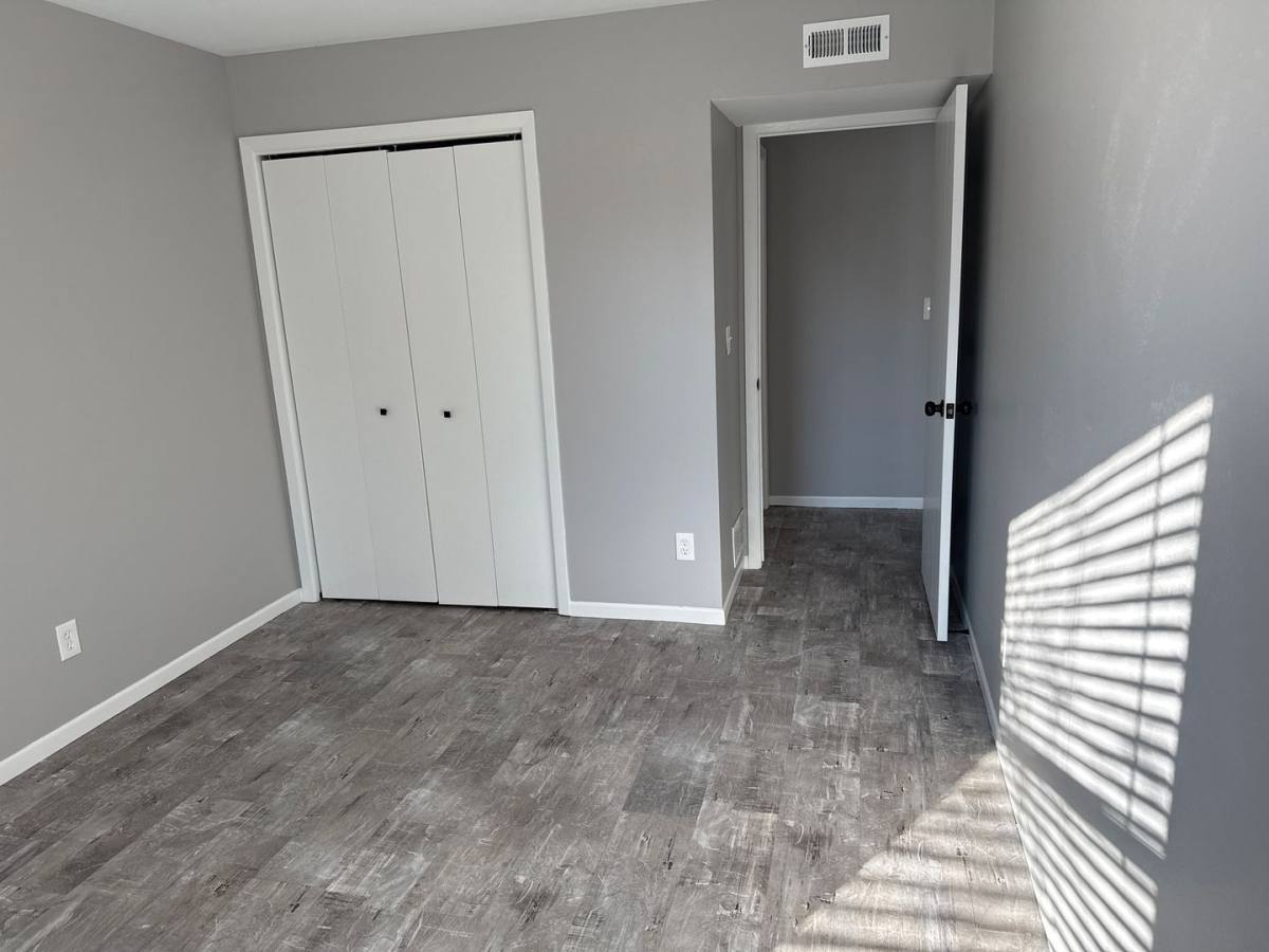 Apartment for rent at 1051 Minns Dr, Machesney Park, IL 61115