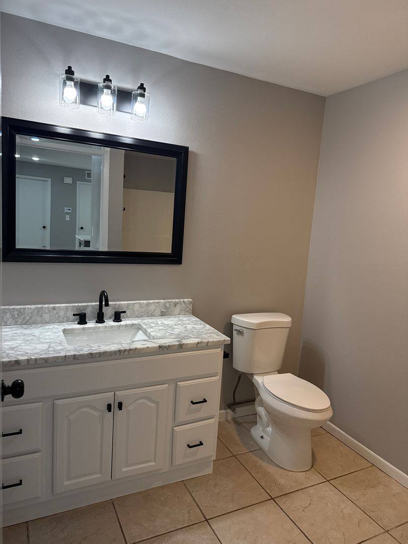 Apartment for rent at 1051 Minns Dr, Machesney Park, IL 61115