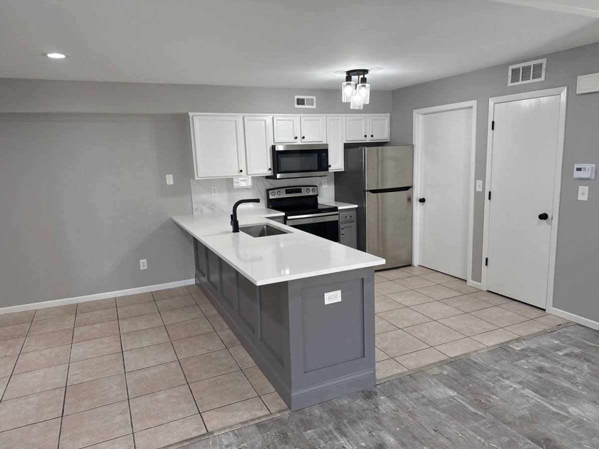 Apartment for rent at 1051 Minns Dr, Machesney Park, IL 61115