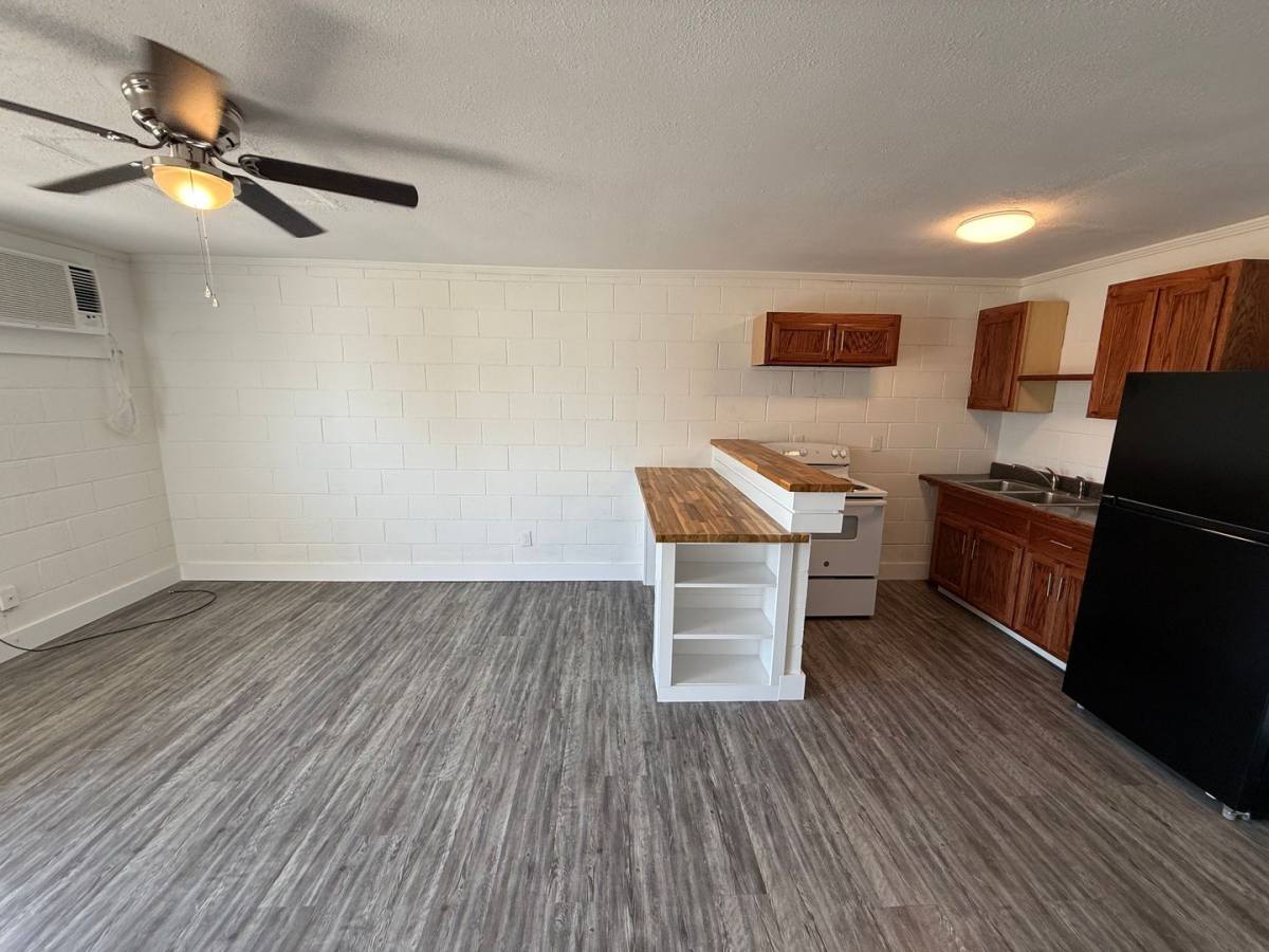 Apartment for rent at 626 Power St, Clarksville, TN 37042