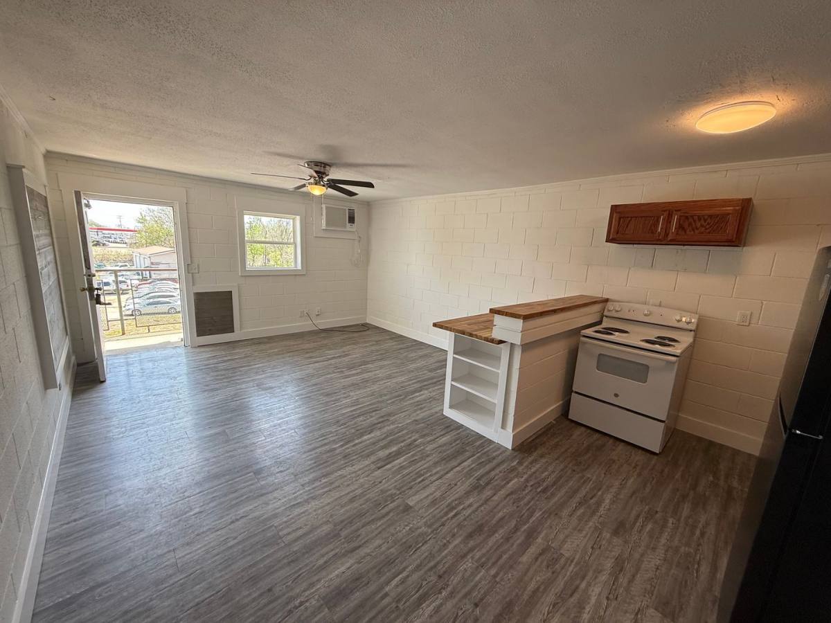 Apartment for rent at 626 Power St, Clarksville, TN 37042