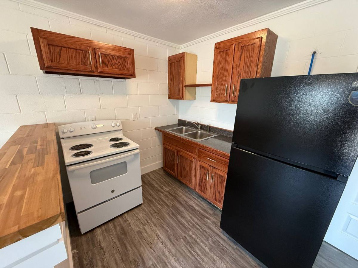 Apartment for rent at 626 Power St, Clarksville, TN 37042