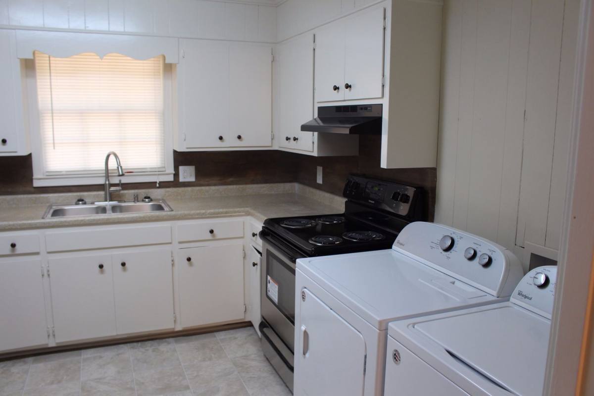 Apartment for rent at 226 Cochran Rd, Clemson, SC 29631