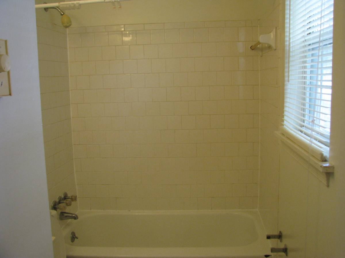 Apartment for rent at 1204 Carlton Ave, Charlottesville, VA 22902