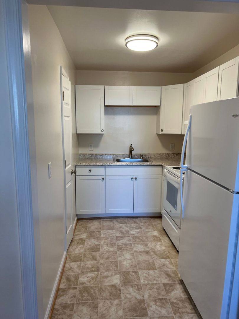 Apartment for rent at 1204 Carlton Ave, Charlottesville, VA 22902