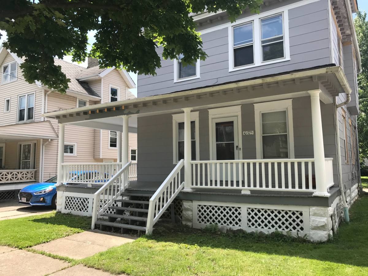 Apartment for rent at 10323 - 10325 Bernard, Cleveland, OH 44111