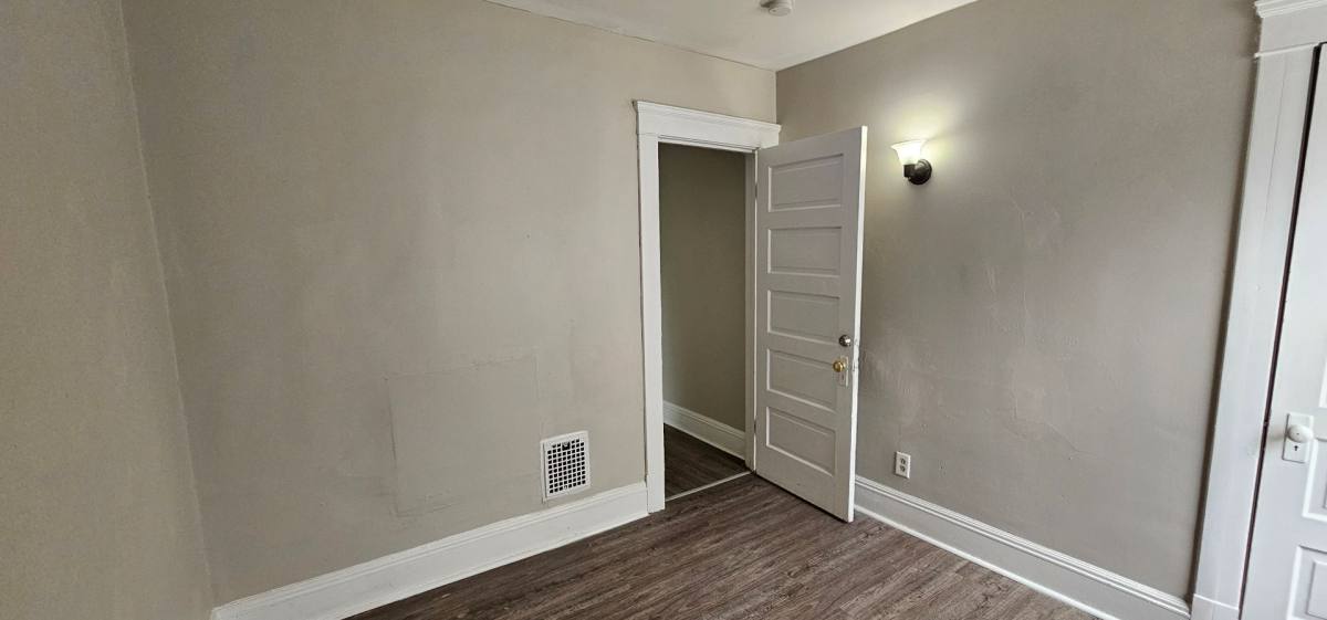 Apartment for rent at 10323 - 10325 Bernard, Cleveland, OH 44111