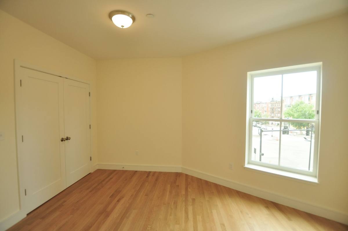 House for rent at 872 Beacon St, Boston, MA 02115