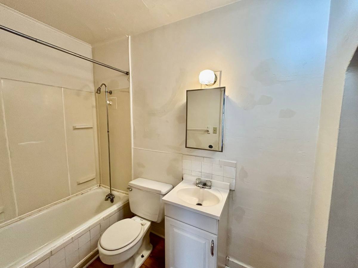 Apartment for rent at 1017 Laramie, Manhattan, KS 66502