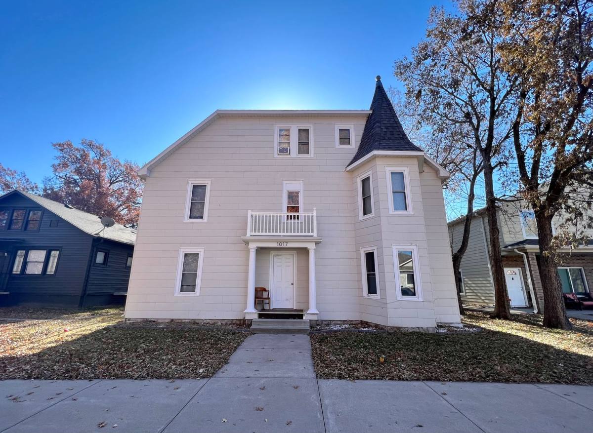 Apartment for rent at 1017 Laramie, Manhattan, KS 66502