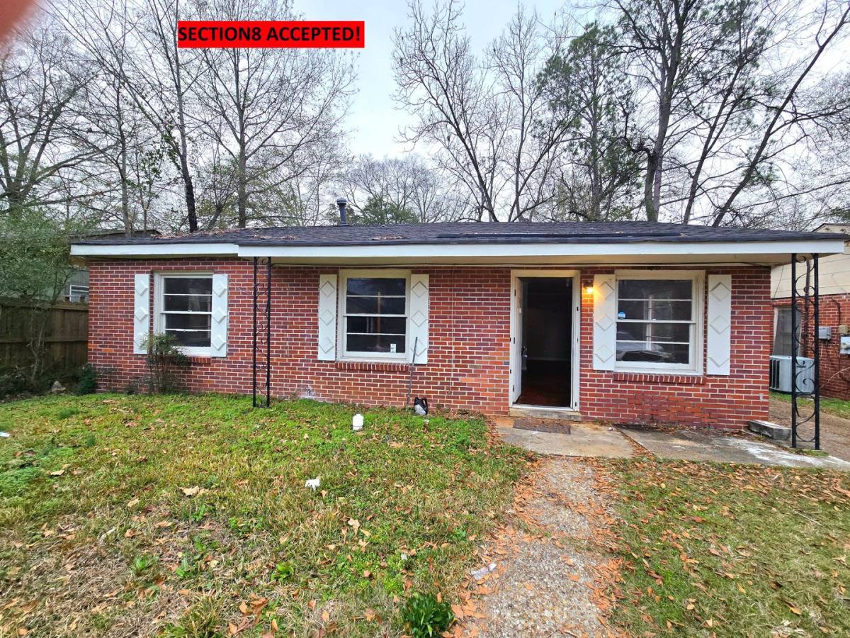 House for rent at 2205 E 5th St, Montgomery, AL 36106