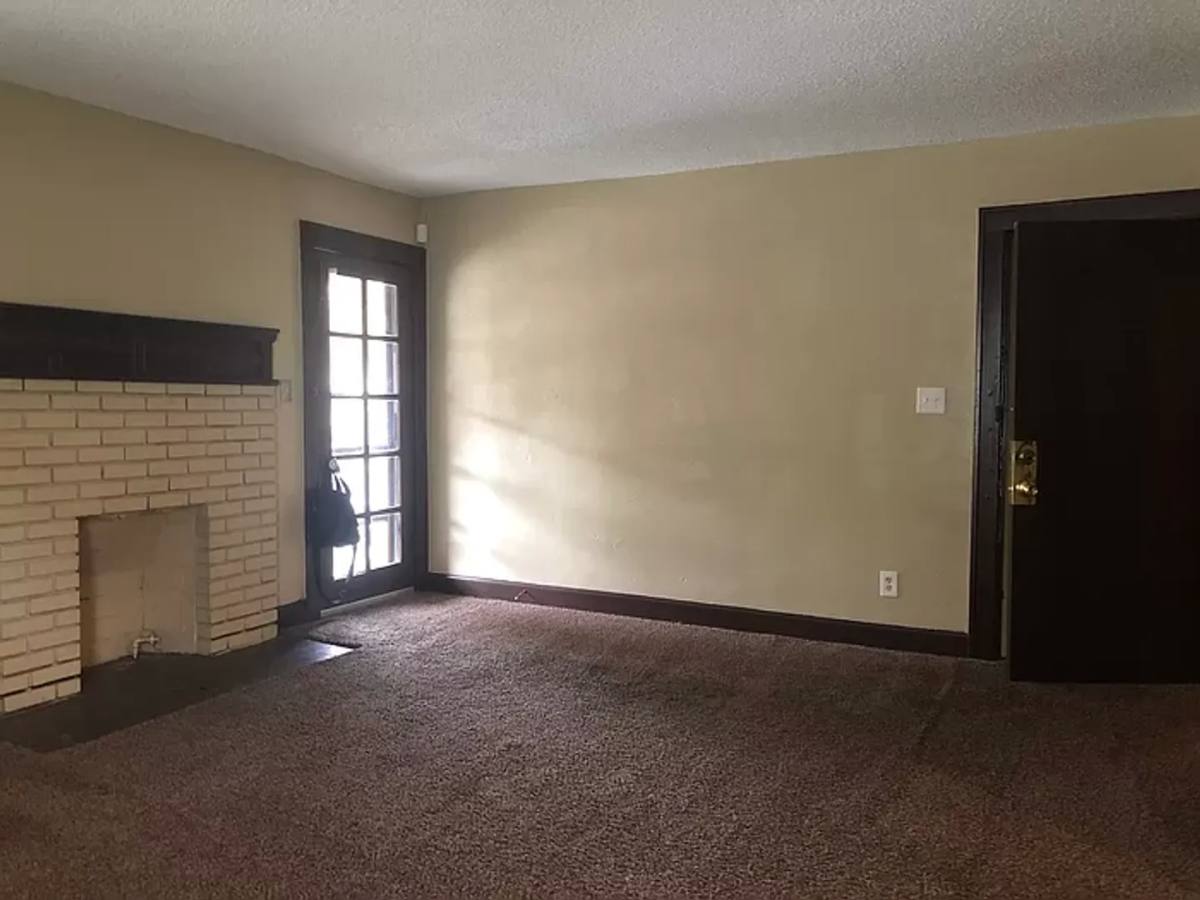 Apartment for rent at 3328- 3330 Agnes Ave, Kansas City, MO 64128