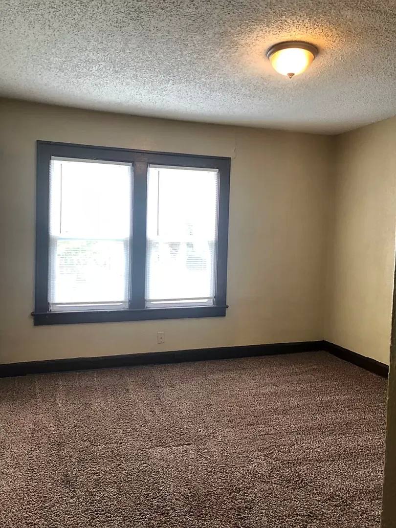 Apartment for rent at 3328- 3330 Agnes Ave, Kansas City, MO 64128