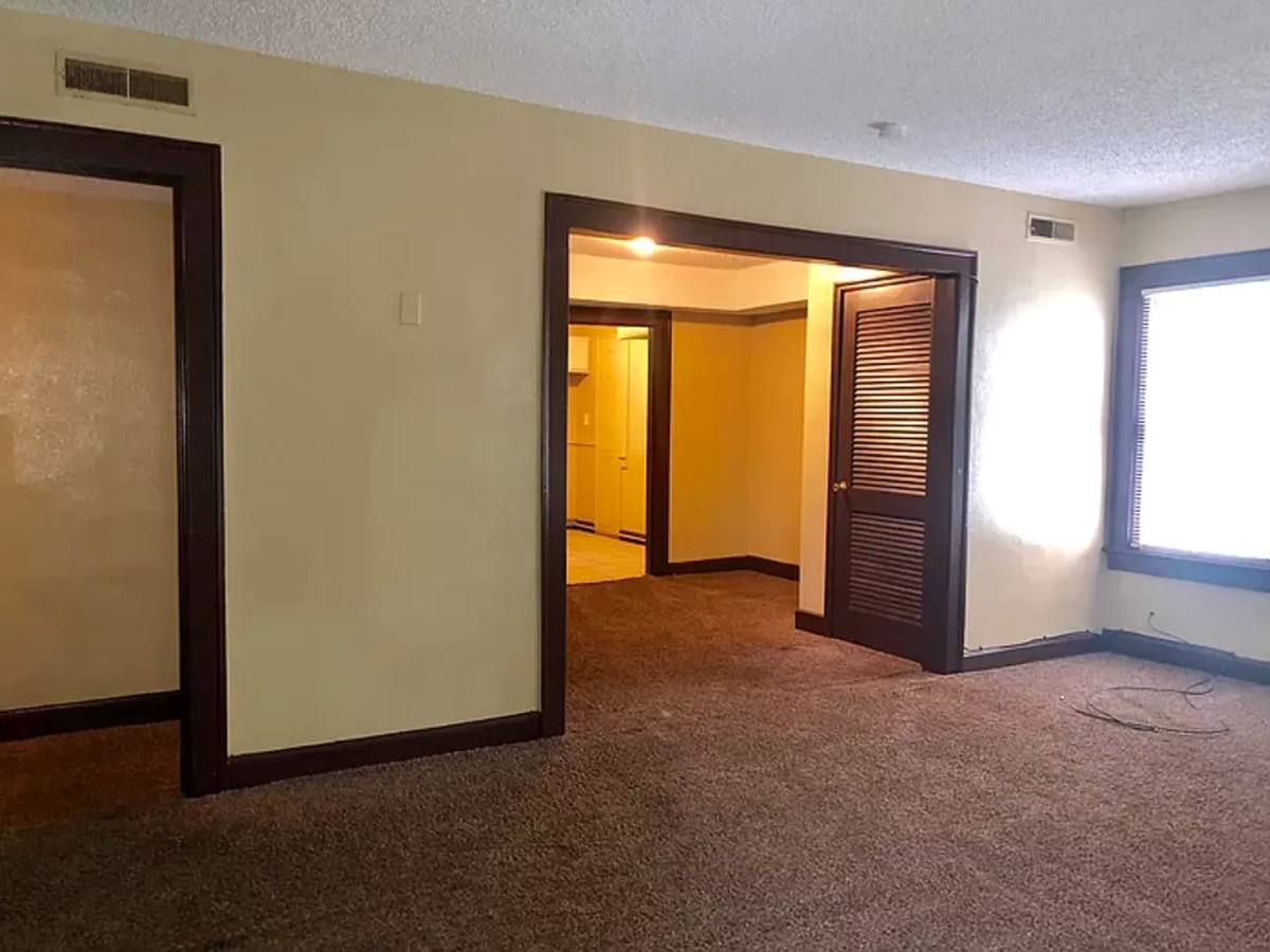 Apartment for rent at 3328- 3330 Agnes Ave, Kansas City, MO 64128
