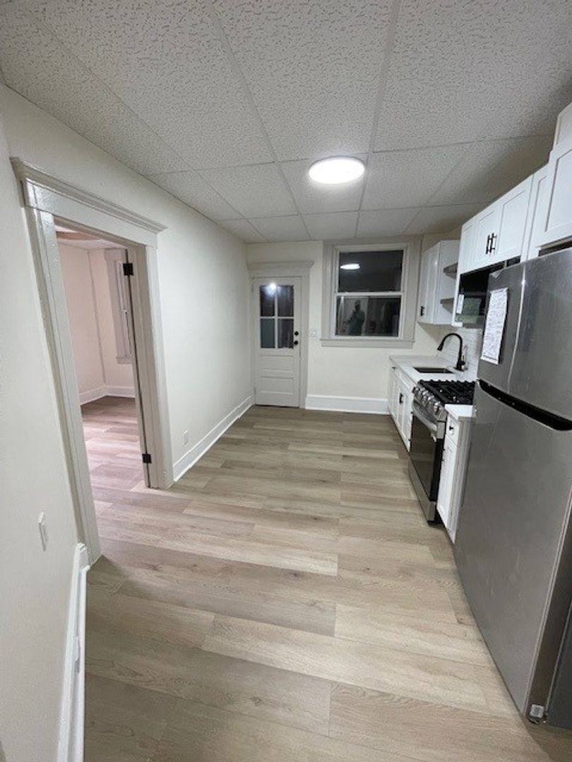 Apartment for rent at 112-118 Hamilton St, Bound Brook, NJ 08805