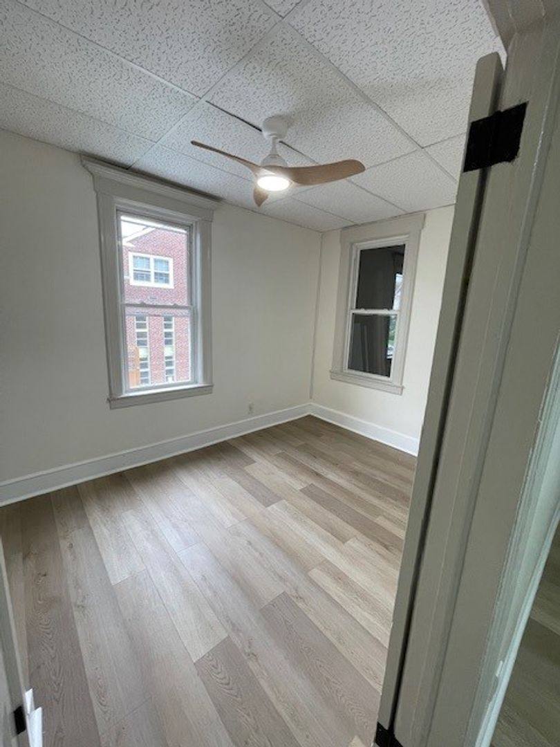 Apartment for rent at 112-118 Hamilton St, Bound Brook, NJ 08805