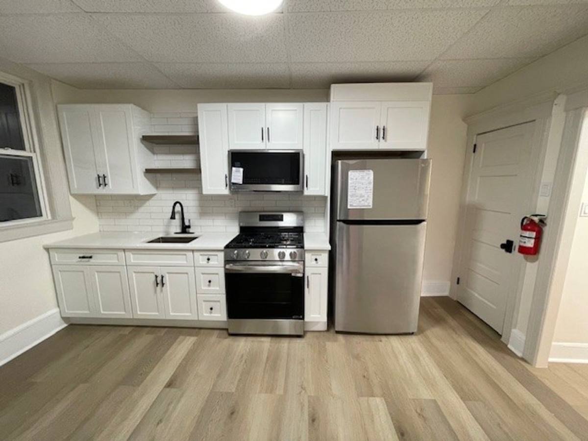 Apartment for rent at 112-118 Hamilton St, Bound Brook, NJ 08805