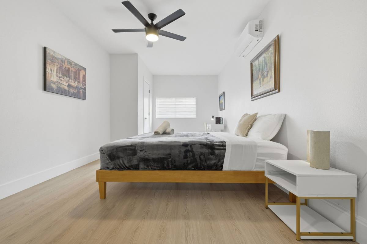 Townhouse for rent at 1708 E 17th St #A, Austin, TX 78702