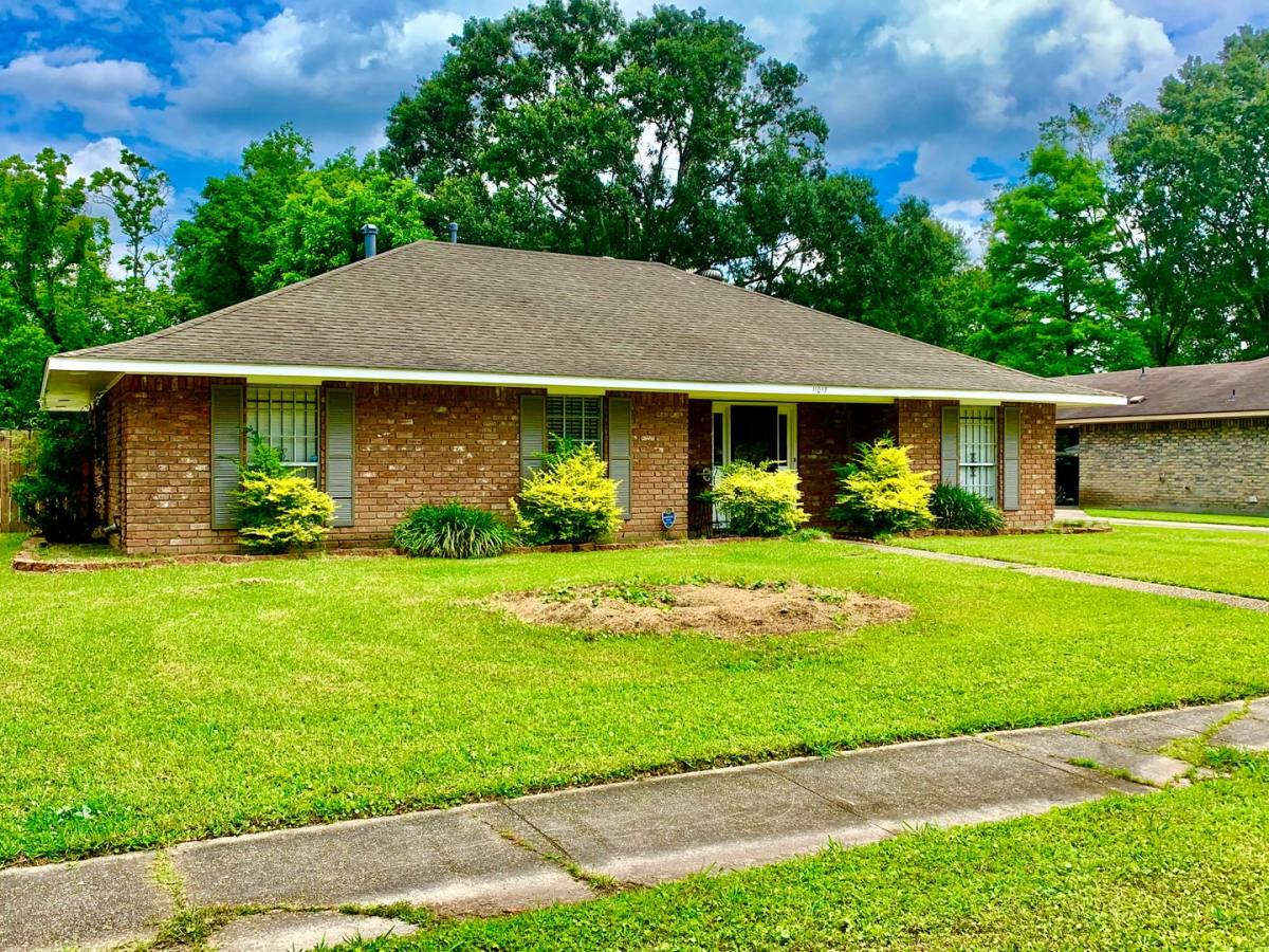 House for rent at 11017 Ericson Ave, Baton Rouge, LA 70816