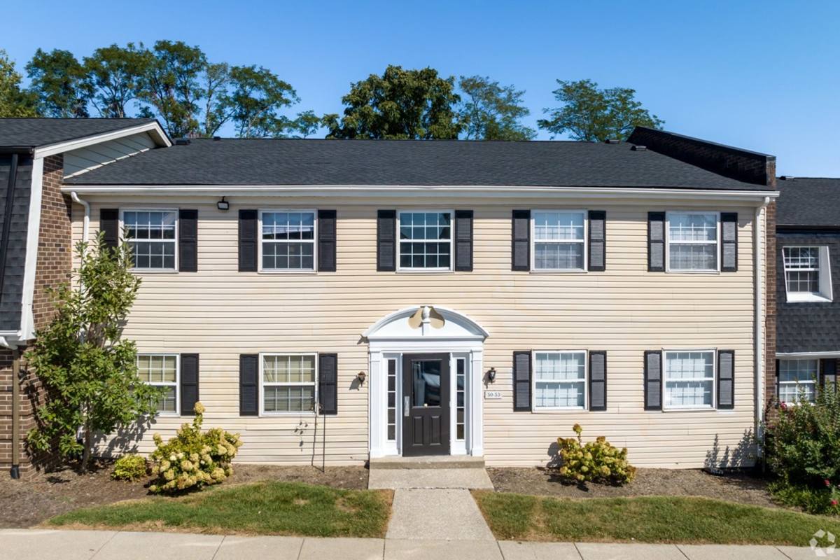 Townhouse for rent at 3565 Tates Creek Rd, Lexington, KY 40517