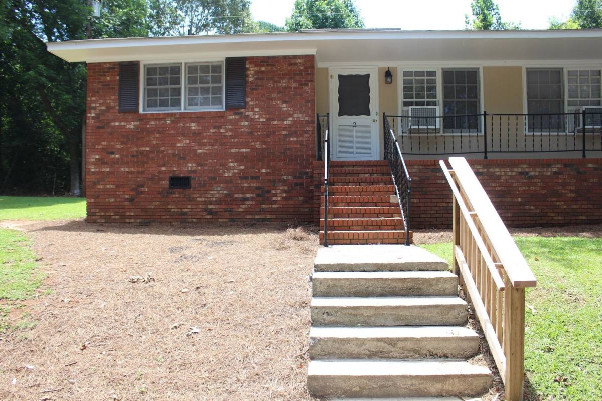Apartment for rent at 210 Cochran Rd, Clemson, SC 29631