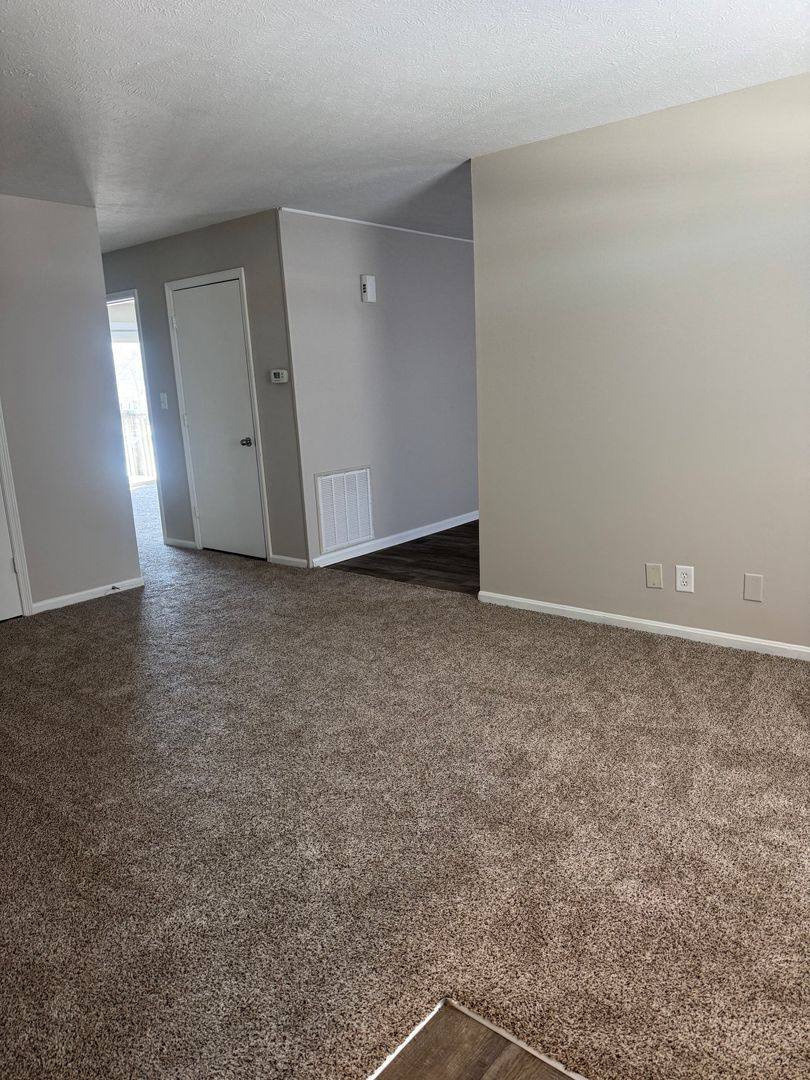 Apartment for rent at 4301 S 6th St, Terre Haute, IN 47802