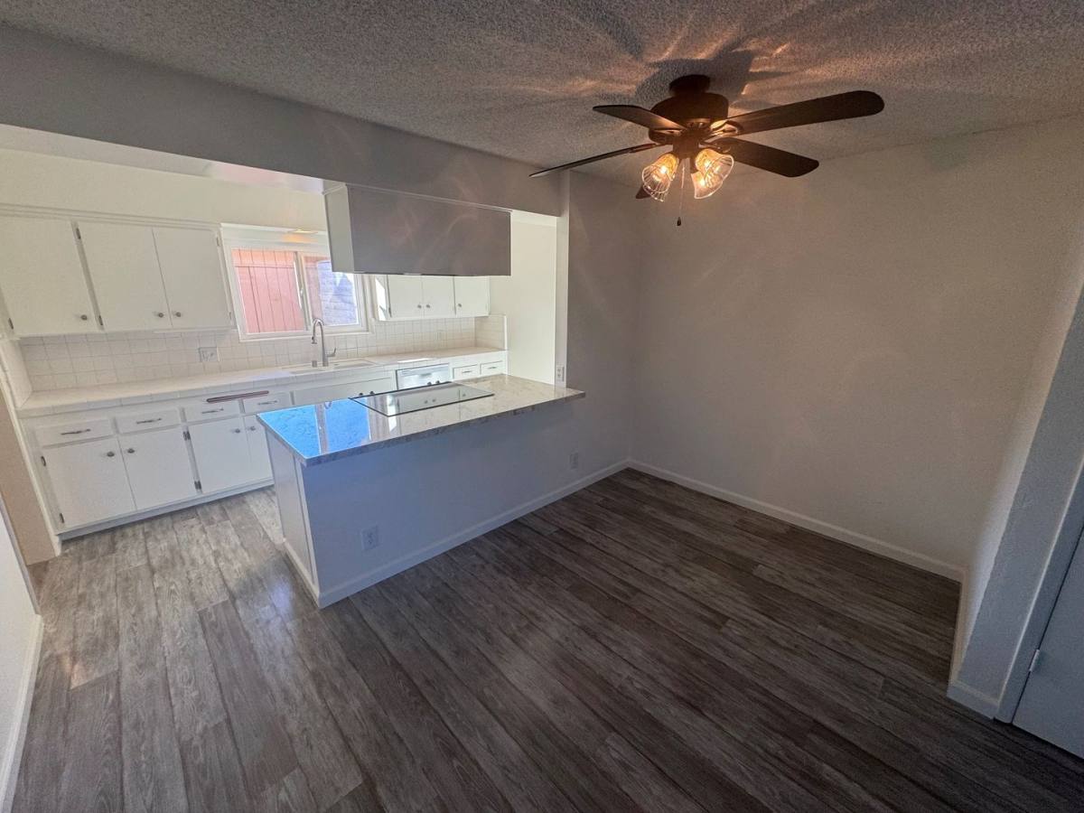 Townhouse for rent at 3135 Harbor Blvd, Ventura, CA 93001