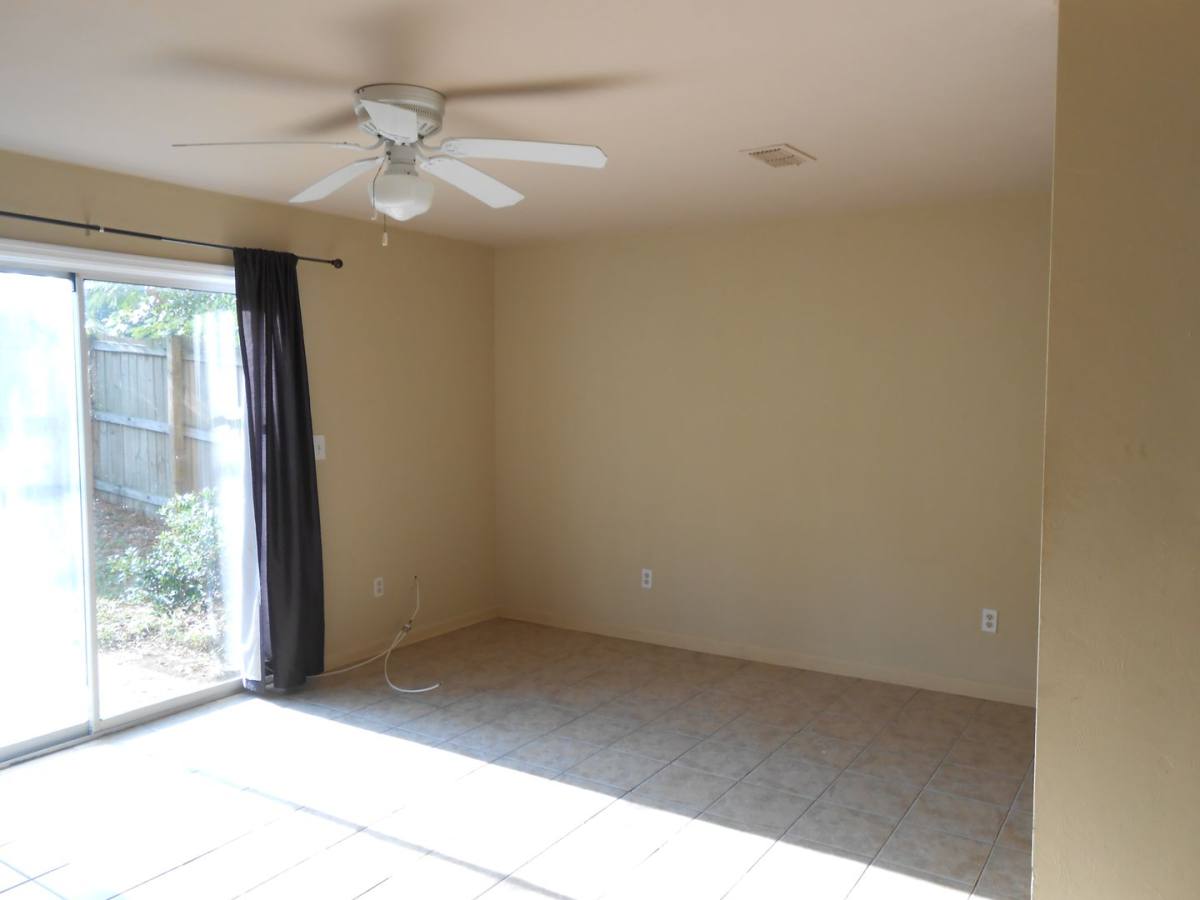 Apartment for rent at 1909-E Bellevue Way, Tallahassee, FL 32304