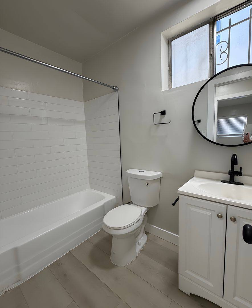 Apartment for rent at 1245 W 39th Place, Los Angeles, CA 90037
