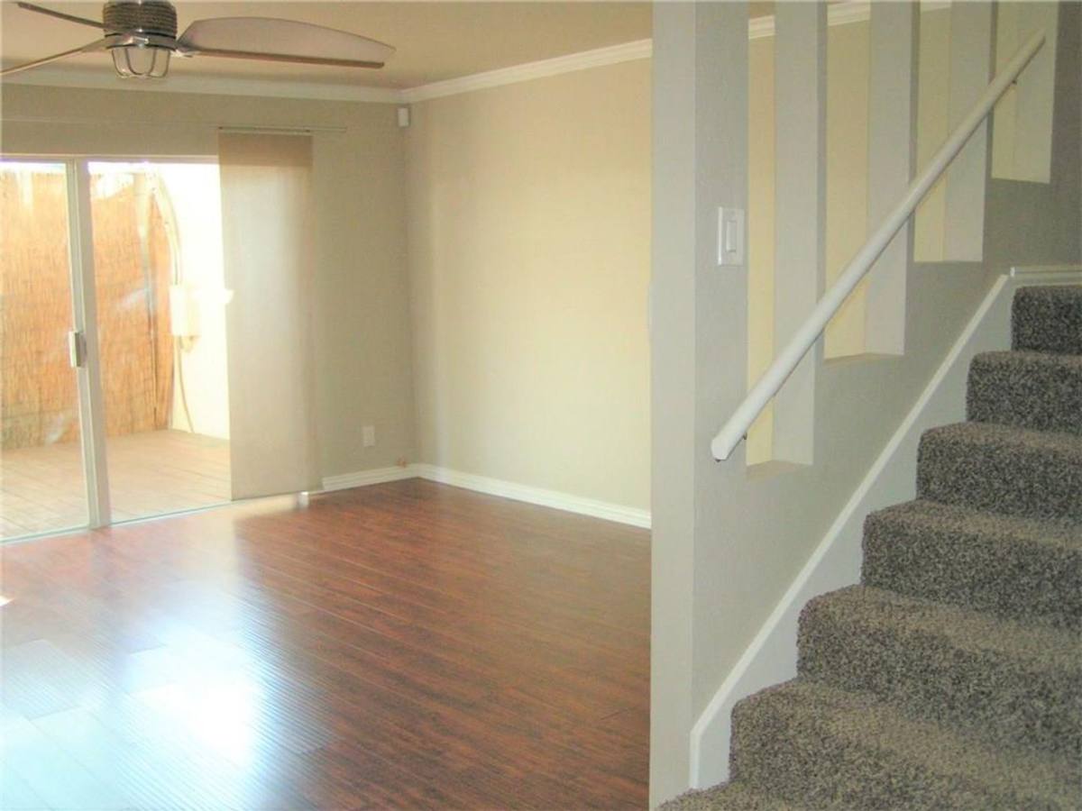 Townhouse for rent at 6627 Valleyside Rd, Austin, TX 78731