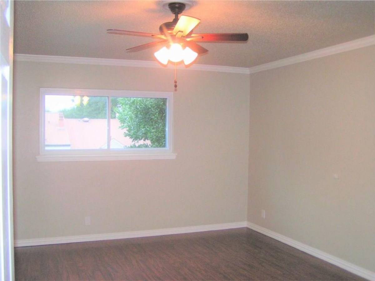 Townhouse for rent at 6627 Valleyside Rd, Austin, TX 78731