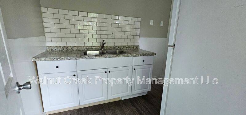 Apartment for rent at 10323 #10325 Bernard, Cleveland, OH 44111