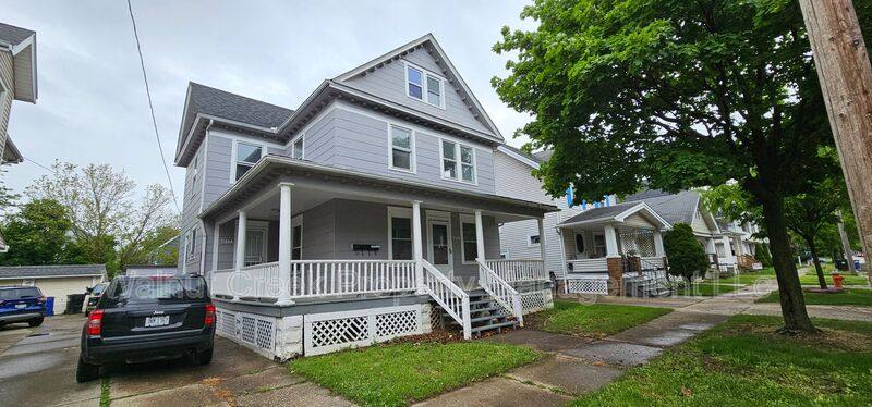 Apartment for rent at 10323 #10325 Bernard, Cleveland, OH 44111