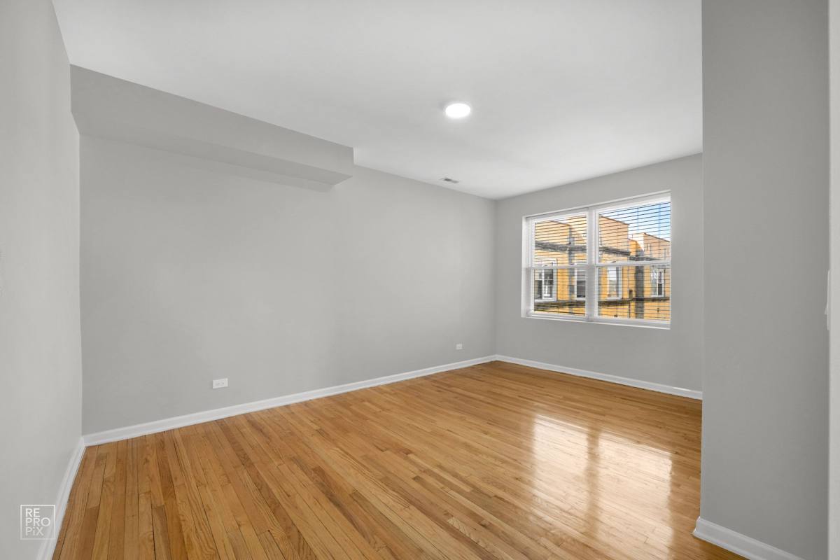 Apartment for rent at 1145 N Austin Blvd, Chicago, IL 60651