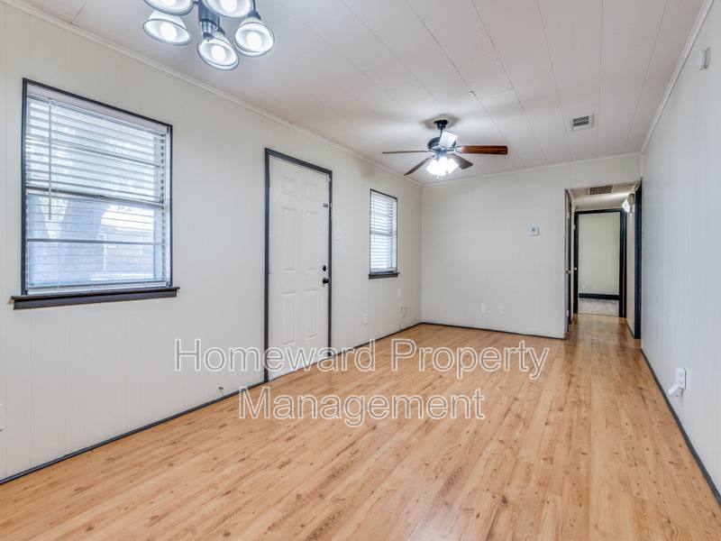 House for rent at 9311 Oakland Dr, Frisco, TX 75034
